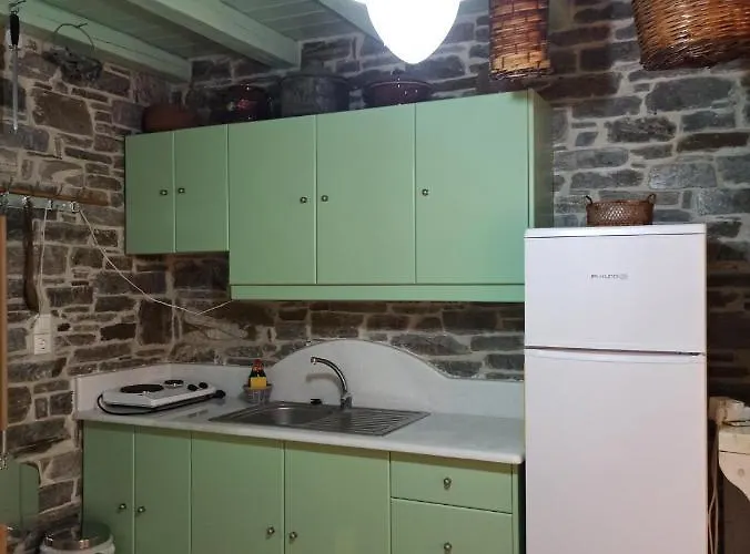 Casa de Férias Traditional Tiny House