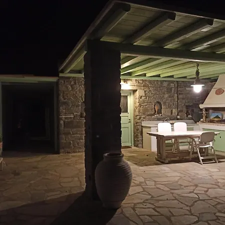 Traditional Tiny House Hébergement de vacances